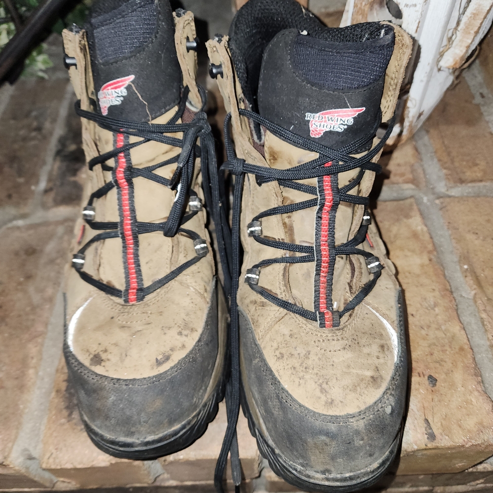 Red Wing Shoes Men's Brown and Black Outdoor Boots